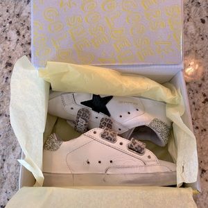 Golden Goose Girls shoes size 27